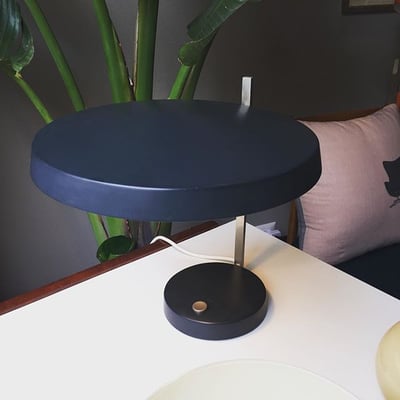 Lampada da tavolo anni '50 Hagoort 531 disegnata da H.G.Pfanender 