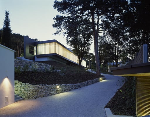 Conversion and extension of a turn-of-the-century villa - Photo © G. Zugmann