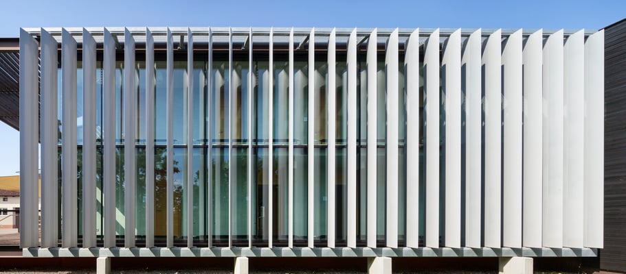 Sonnenschutzanlage in Wiener Neustadt-AT, 2014 - Foto © R. Steiner