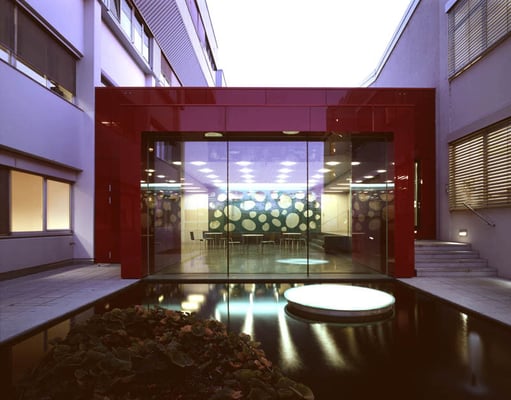 Umbau und Kantinenerweiterung der Logistigzentrale DHL/Danzas, Wiener Hafen-A, 2002-2004