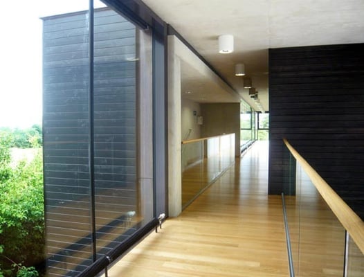 Erschließungsgang - Foto © Knauer Architekten