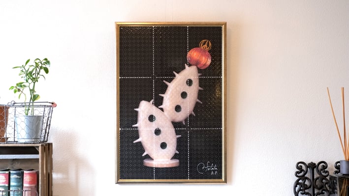 飾るだけで生活空間が更におしゃれにゴージャスに！！※画像は同シリーズの作品の展示例です。