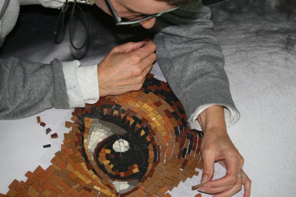 Petit garçon, en cours de réalisation  (mosaïque portrait)