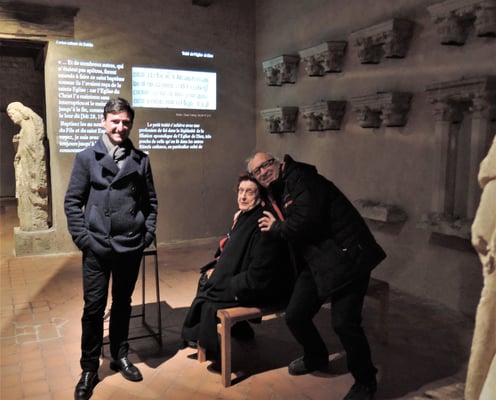 Amancio Requena, chef du service culturel , Annie Cazenave de Foix, médiéviste et spécialiste de la pensée et de la philosophie médiéval, Jean-Louis Gasc, guide-conférencier au château comtal, concepteur de l'exposition