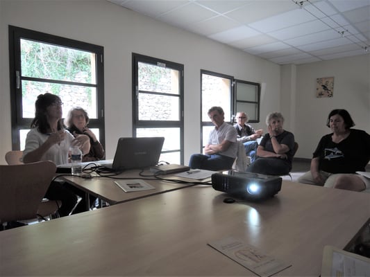 AG CIRCAED à Lastours, Pilar Jimenez et Anne Brenon (à gauche)