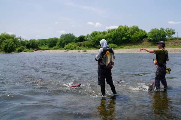 談笑中の藤林さんと小谷さん