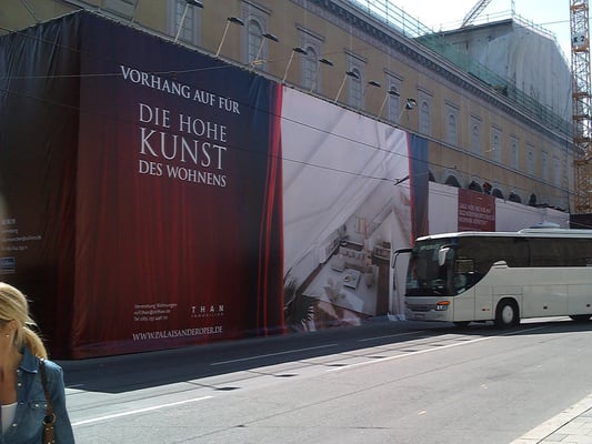 Großdruck PCV-Plane Palais an der Oper München