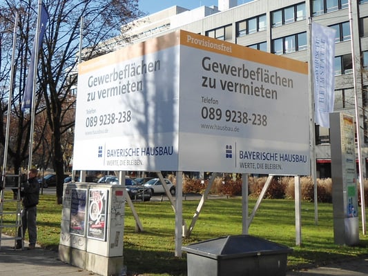 Holz Bautafel Franziskanerstraße