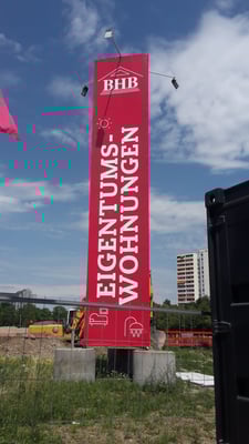 Werbeturm 11m hoch Planen Druck München Perlach