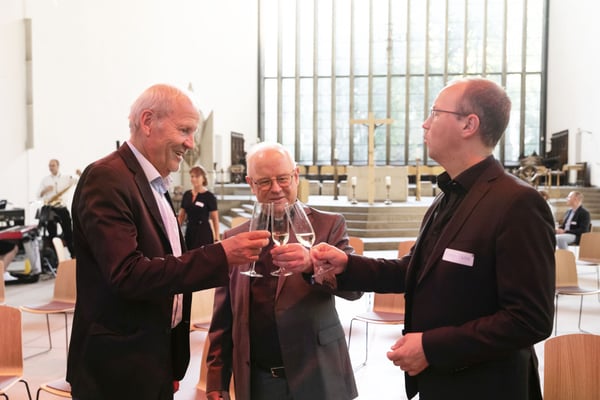 v.l.: MdL a.D. Rainer Bischoff, Stadtdechant Roland Winkelmann und Superintendent Dr. Christoph Urban l Foto: Bartosz Galus