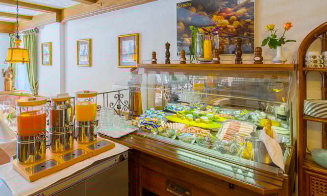 Hotel Pension Schlößmann - Bad König