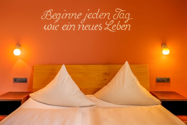 Vinotel und Weingut Helmstetter Bürgstadt