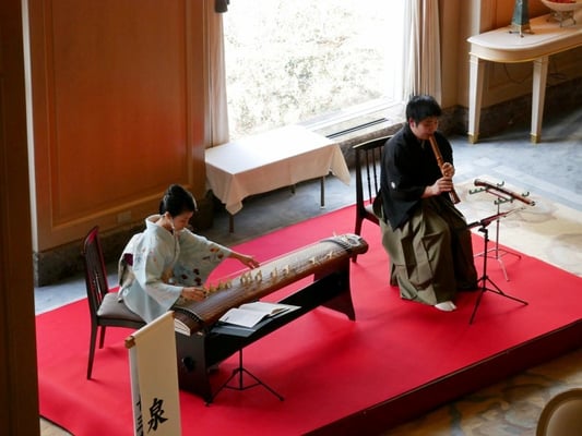オークラアカデミアパークホテルにて：お正月演奏