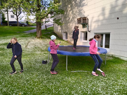 Dieses Jahr wurde ausgiebig auf dem Trampolin gespielt!