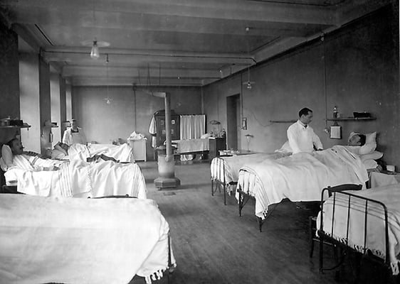 Infirmerie de la prison de Clairvaux © Henri Manuel / Fonds Manuel / ENAP–CRHCP