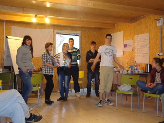 Participants present their invention