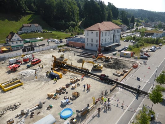 ABC Wehr Einsatz. Ausgelaufenes Öl