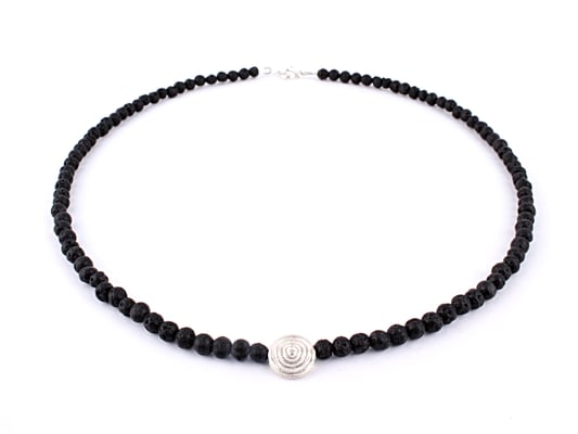 Kleine Lavakette mit Kreismotiv