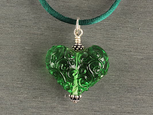 Herz- Anhänger in Grün