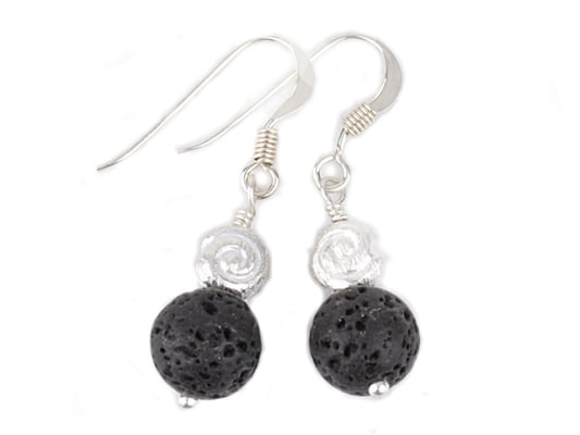 Lava-Ohrringe mit Silber-Schneckchen