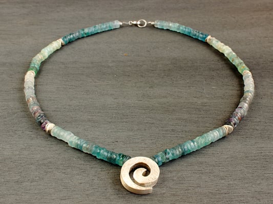 Unikatkette aus Fluoritscheibchen