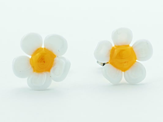 Ohrstecker Blüten weiss