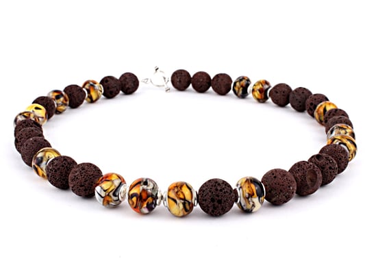 Lavakette aus brauner Lava 