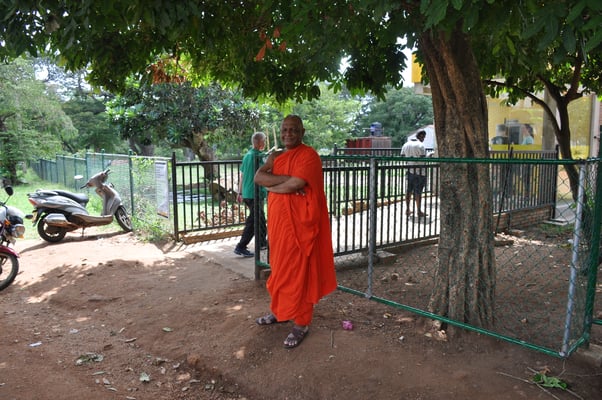 Sri Lanka: Anuradhapura, Dagoba Ruvanveliseya