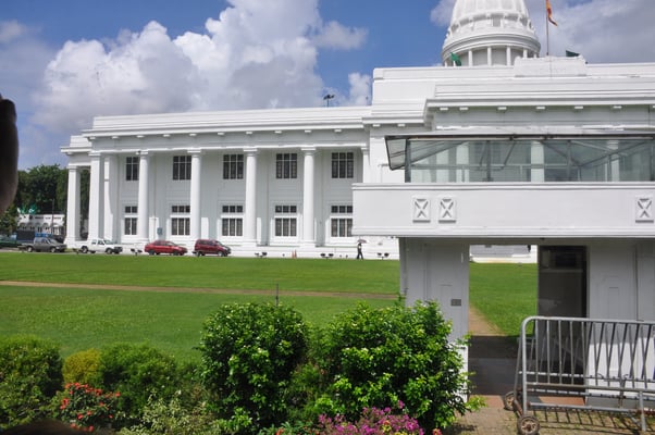 Sri Lanka, Colombo Stadtrundfahrt, Buddha Tempel, Halle der Unabhängigkeit
