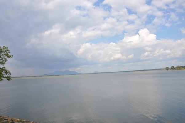 Sri Lanka: Am Kala Weva Stausee 