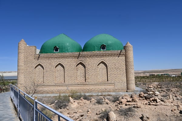 Turkmenistan, Sufiheiligtum Götzli Ata