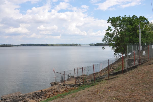 Sri Lanka: Am Kala Weva Stausee 