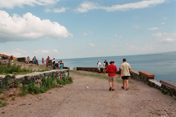 Sevansee mit Jungfrau Marienkirche