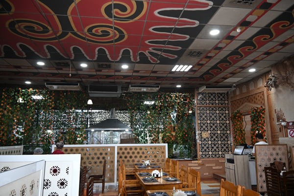 Turkmenistan, Ashgabad, Restaurantbesuch