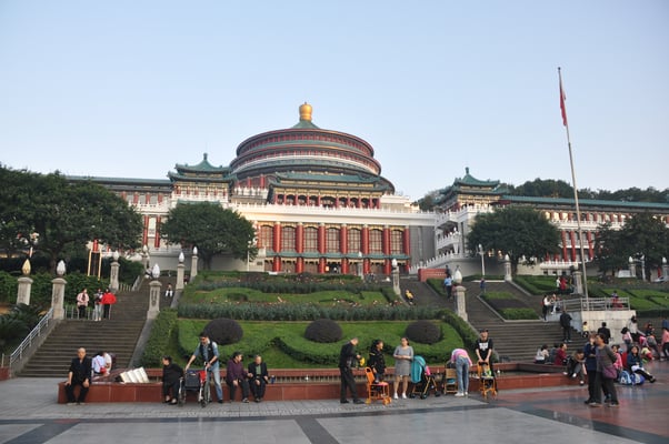 China, Chongqing, Volksplatz mit Volkspalast