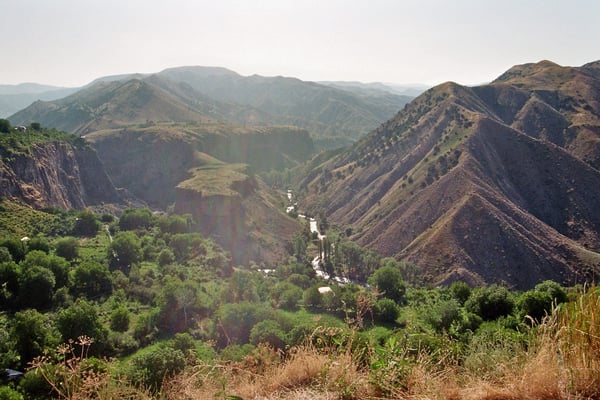 Garni, römisch-hellenistischer Tempel, Blick in die Landschaft