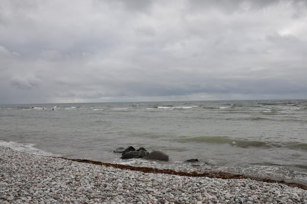 Schweden, Gotland, Visby mit Kathedrale und Stadtmauer