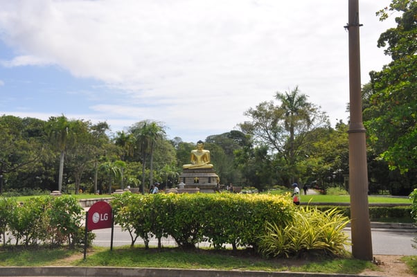 Sri Lanka, Colombo Stadtrundfahrt, Buddha Tempel, Halle der Unabhängigkeit
