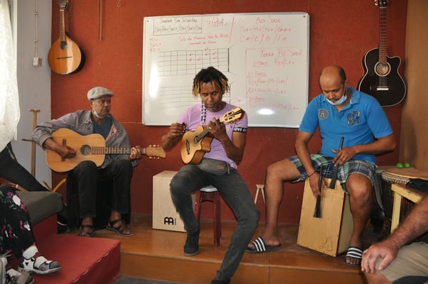 Kap Verden, Insel Sao Vicente, Stadt Mindelo, Gitarrenwerkstadt