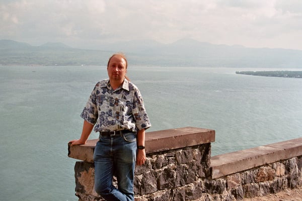 Sevansee mit Jungfrau Marienkirche