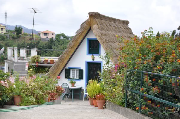 Madeira, Santana, Dreieckhäuser aus Colmo