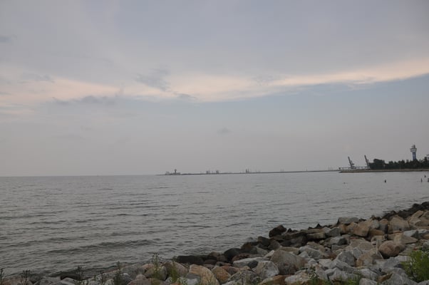 Polen: Danzig: Nach der Stadt Führung Essen in der Piroggerie und Bootsfahrt und danach ins Edelrestaurant Goldwasser