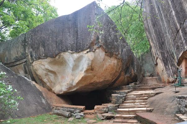 Sri Lanka, Sigirya, Rieselfels Sigirya (Löwenfels)
