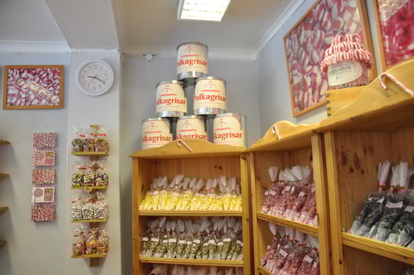 Schweden, Gränna, Erfindung der Zuckerstange durch Amalia Eriksson