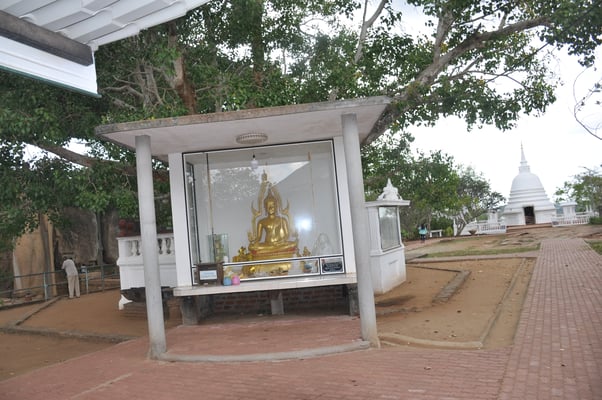 Sri Lanka: Buddha von Aukana