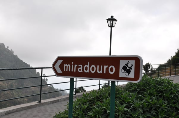 Madeira, Blick zum Nonnental, Miraduro da Eira do Serrado