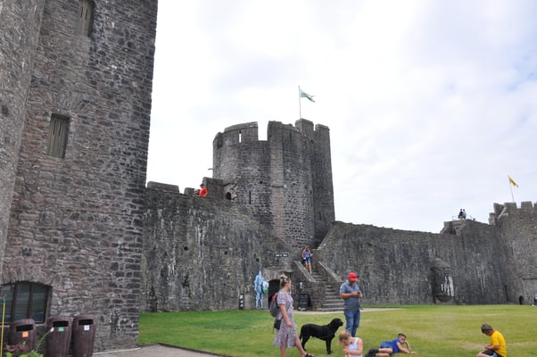 Wales, Auf dem Weg nach Irland: Station in Pembroke, Normannenburg