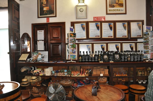 Madeira, Funchal, Verkostung mit Madeira Wein