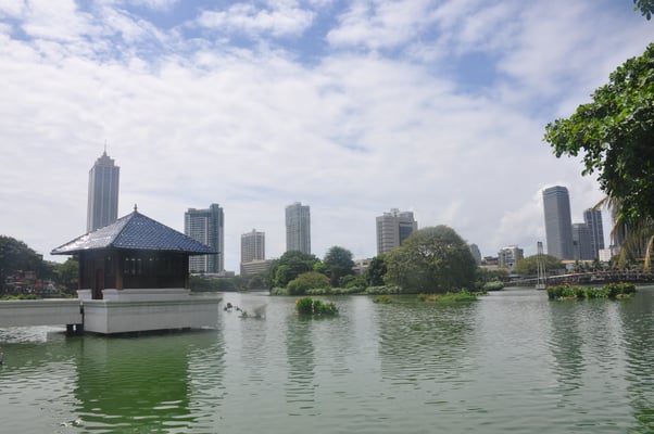 Sri Lanka, Colombo Stadtrundfahrt, Buddha Tempel, Halle der Unabhängigkeit