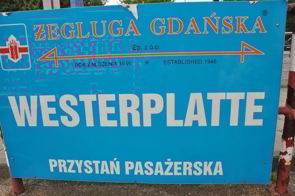 Polen: Danzig: Nach der Stadt Führung Essen in der Piroggerie und Bootsfahrt und danach ins Edelrestaurant Goldwasser